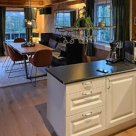 4 Bedroom Lovely In Tinn Austbygd Holiday home *